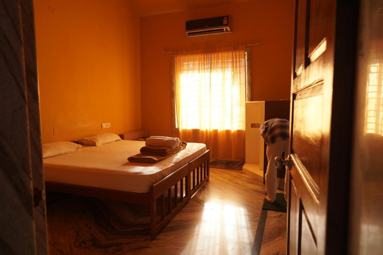 Hostel Jungle By Sturmfrei Vagator Zewnętrze zdjęcie